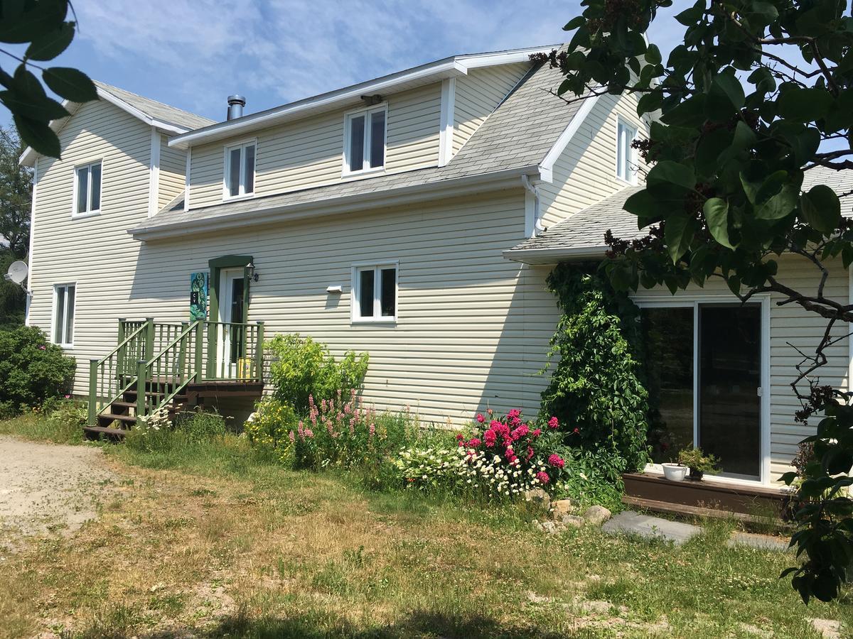 La Chouette Viree Bed & Breakfast Grandes-Bergeronnes Luaran gambar